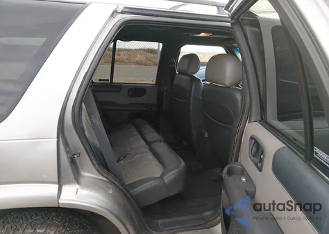 2001 Chevrolet Blazer Trailblazer z USA, uszkodzony, nr VIN 1GNDT13W812217761